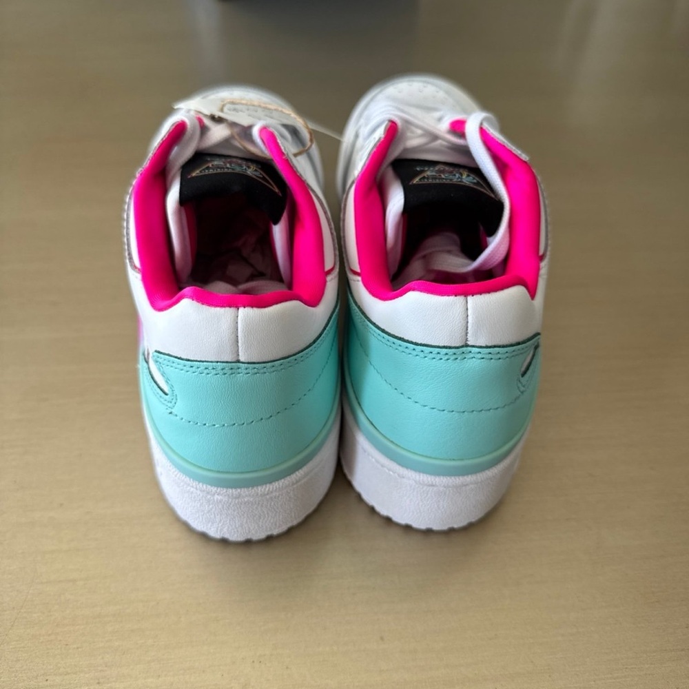 Adidas White and Pink Sneakers - Picture 6 of 7